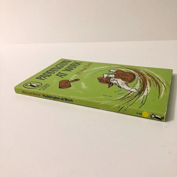 Vtg 1969 Paddington Bear At  Work Puffin Books Paperback Michael Bond - Picture 3 of 16